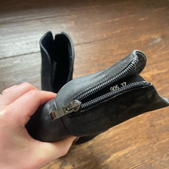 Antelope Black Ankle Booties Size 37 - Picture 10 of 14